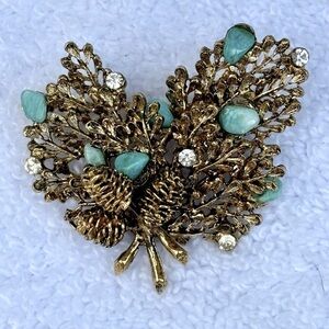 Vintage naturalistic bronze pine cone brooch